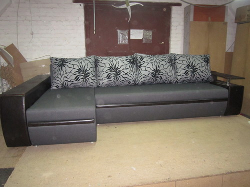 Розкладний кутовий диван МВС Мустанг Лонг єврокнижка (Queens Shark / Gerra Dark Brown / Manchester Park 031)
