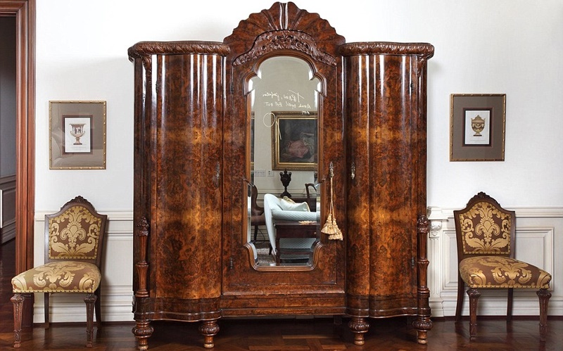 buy antique furniture