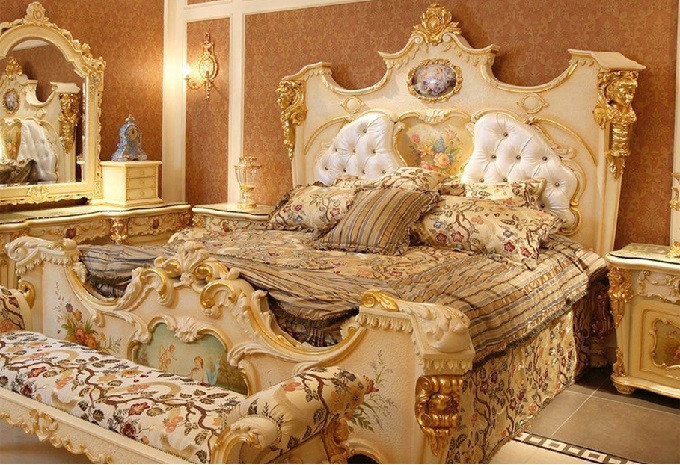 antique furniture Crimea